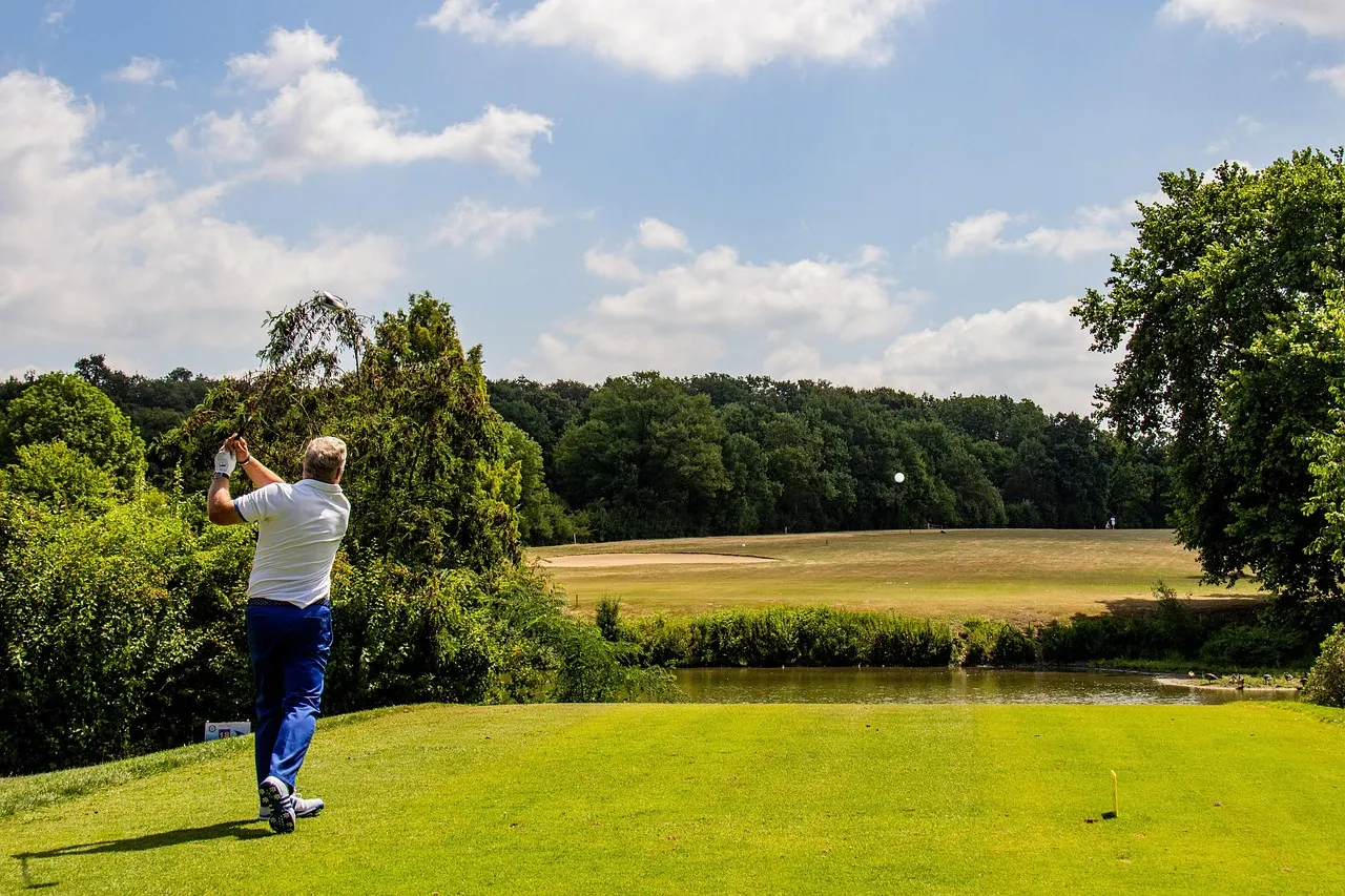 5 Common golf Swing Mistakes and how to fix them