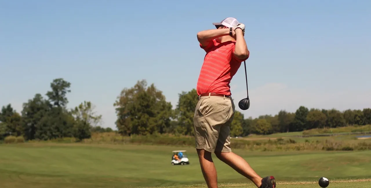 Biomechanics in golf and Eye Swing